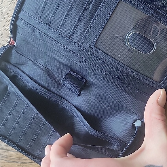 🍀Spacious Wrist Wallet - Picture 7 of 8